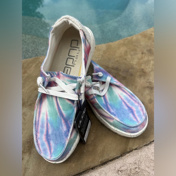 Hey Dude Women's Wendy Tie Dye Slip-On Shoes in Rose Candy Size 6 NWT - Picture 2 of 11